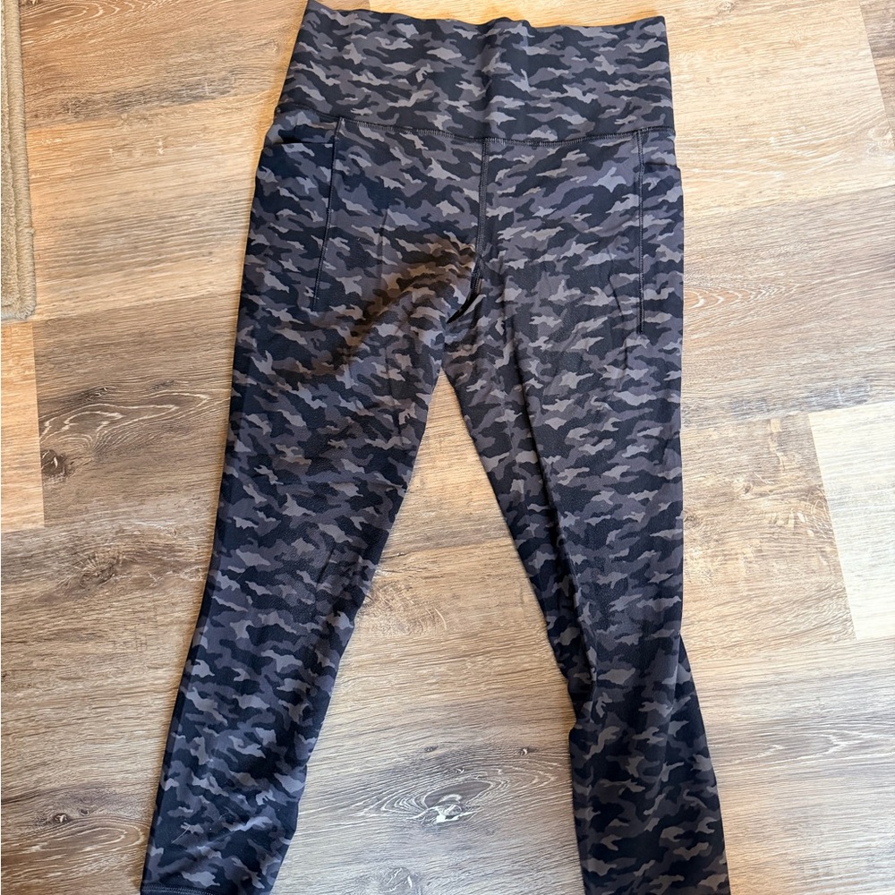 Athleta Black and Brown Camouflage Leggings